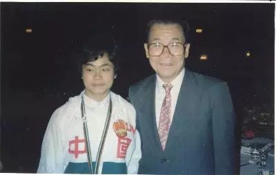 游泳冠军训练_游泳冠军是啥意思_学校出过游泳冠军后规定游泳课